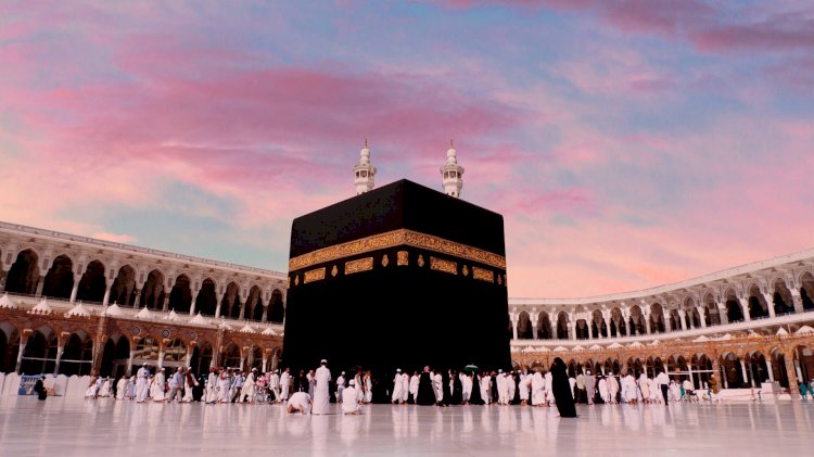 The History of the Holy Kaaba (Baitullah) in Makkah – A Complete Islamic Guide to Its Origin, Significance, and Spiritual Legacy